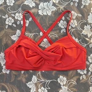 Athleta Twist Bikini Top | SZ 34 B/C